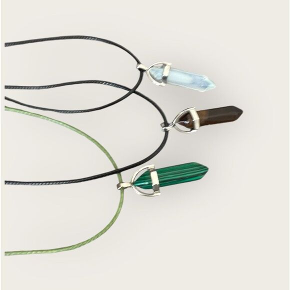 Bohemian pendant plus a cord necklace - Picture 5 of 8